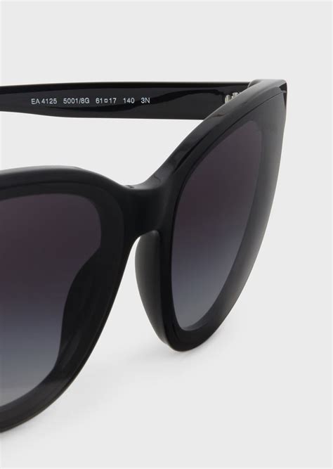 Gafas de sol Emporio Armani para mujer .